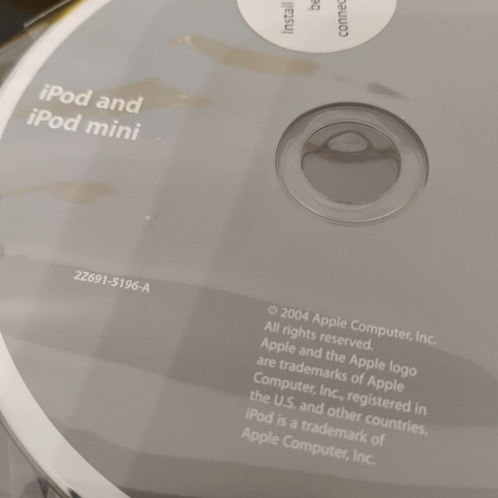 Vintage Apple iPod and iPod Mini 2004 Installation CD 2Z691-5196-A